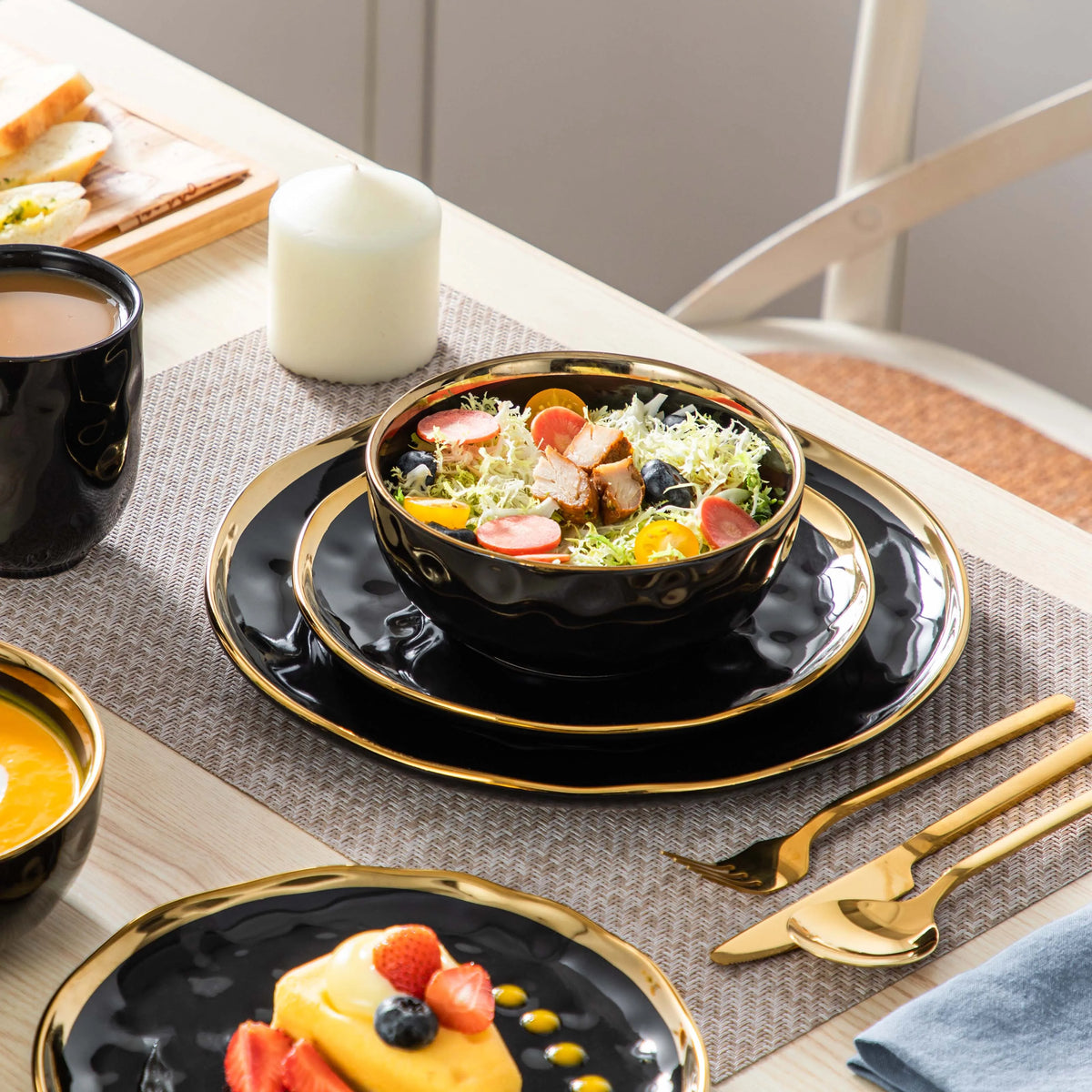MALACASA Ceramic Dinnerware Set with Plates and Bowls